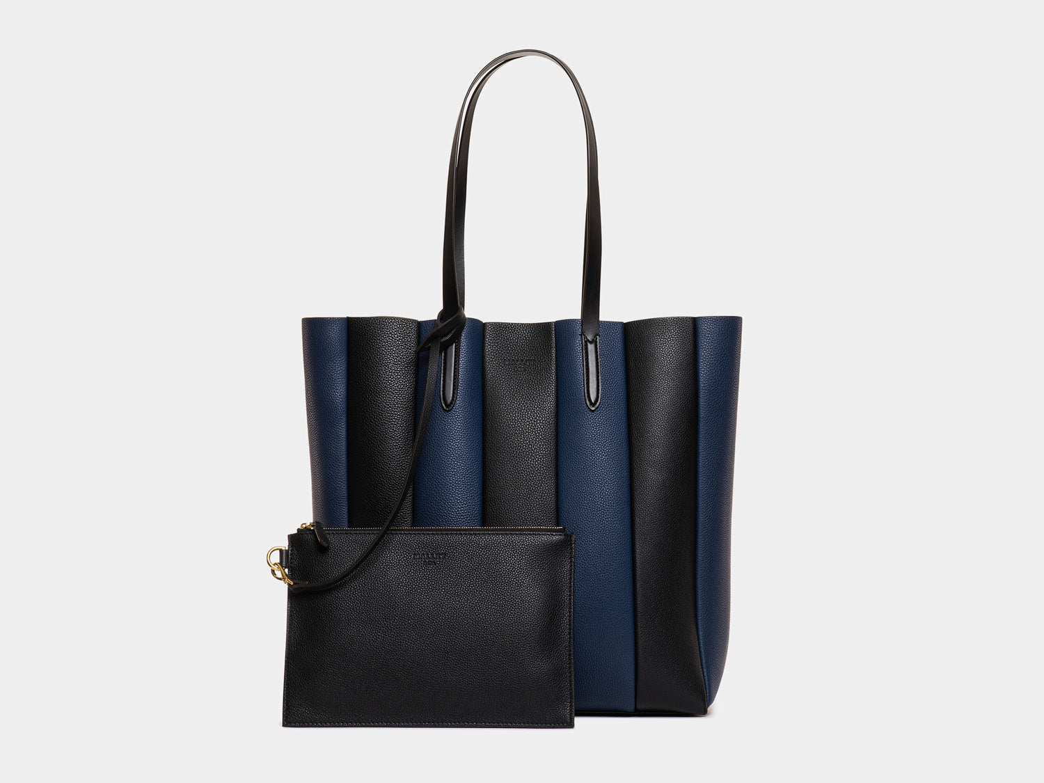 The holland shoulder on sale bag in leather